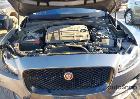 2020 Jaguar F-Pace Premium P250 Awd Automatic z USA, uszkodzony, nr VIN SADCJ2FX0LA658043